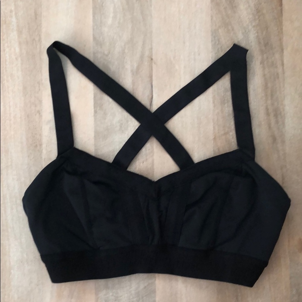 Lululemon Sports Bra Black - 6